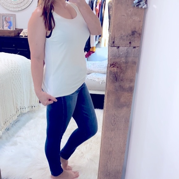 Eileen Fisher ivory color top size medium - Picture 2 of 3